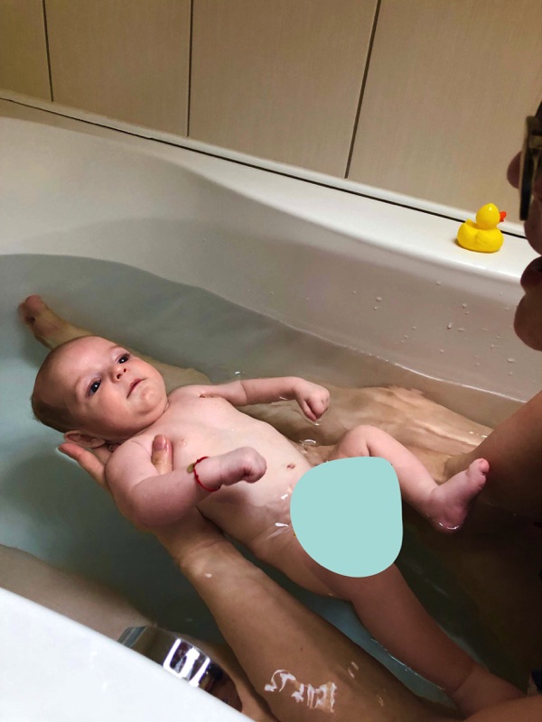 Dieťatko vo vani